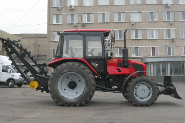 Грунторез ЭЦ-1800 для трактора МТЗ глубина копания 2 метра (2000 мм)